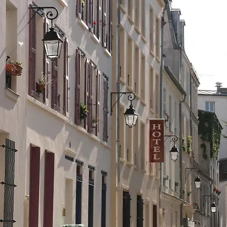 Отель Du Roussillon