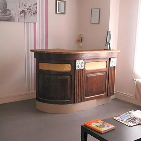 Hotel Du Roussillon Paris