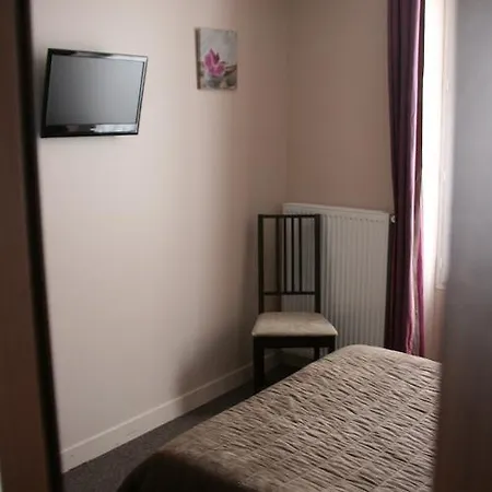 Hotel Du Roussillon *