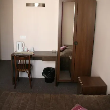 Hotel Du Roussillon Paris