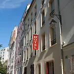 鲁西永酒店 酒店