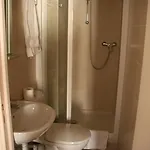 鲁西永酒店 * 巴黎